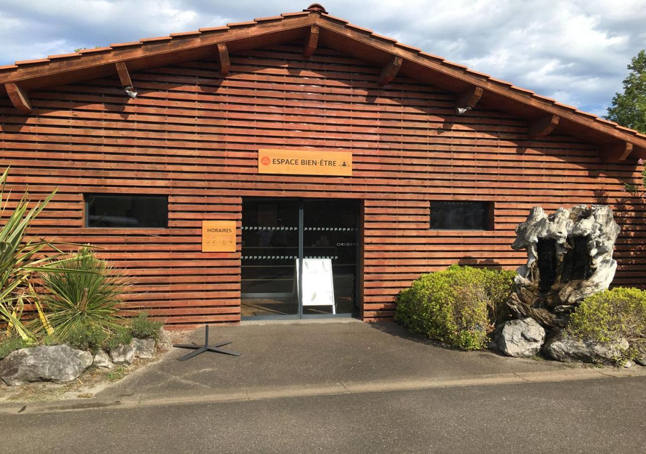 Charmant Dans Camping 5 Etoiles-Lac Hotel Biscarrosse Exterior photo
