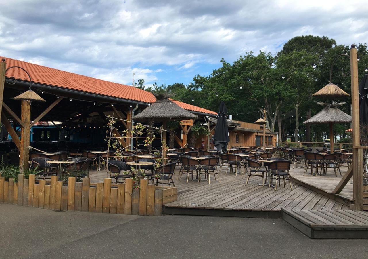 Charmant Dans Camping 5 Etoiles-Lac Hotel Biscarrosse Exterior photo
